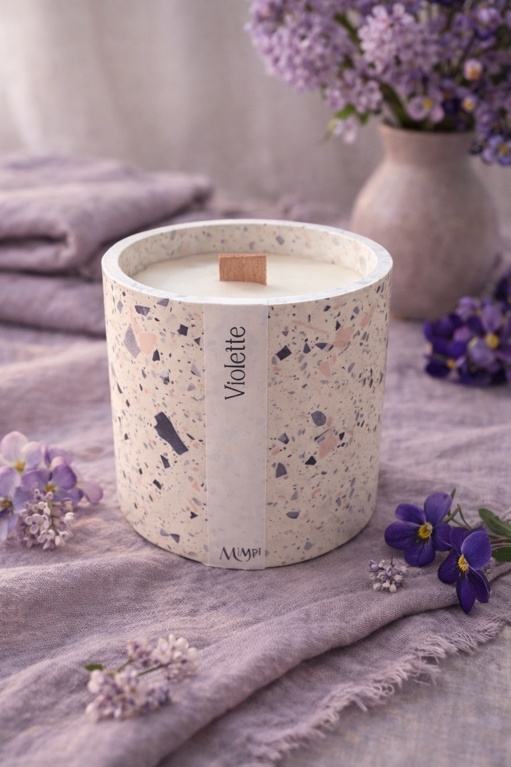 Violet candle (Copie)